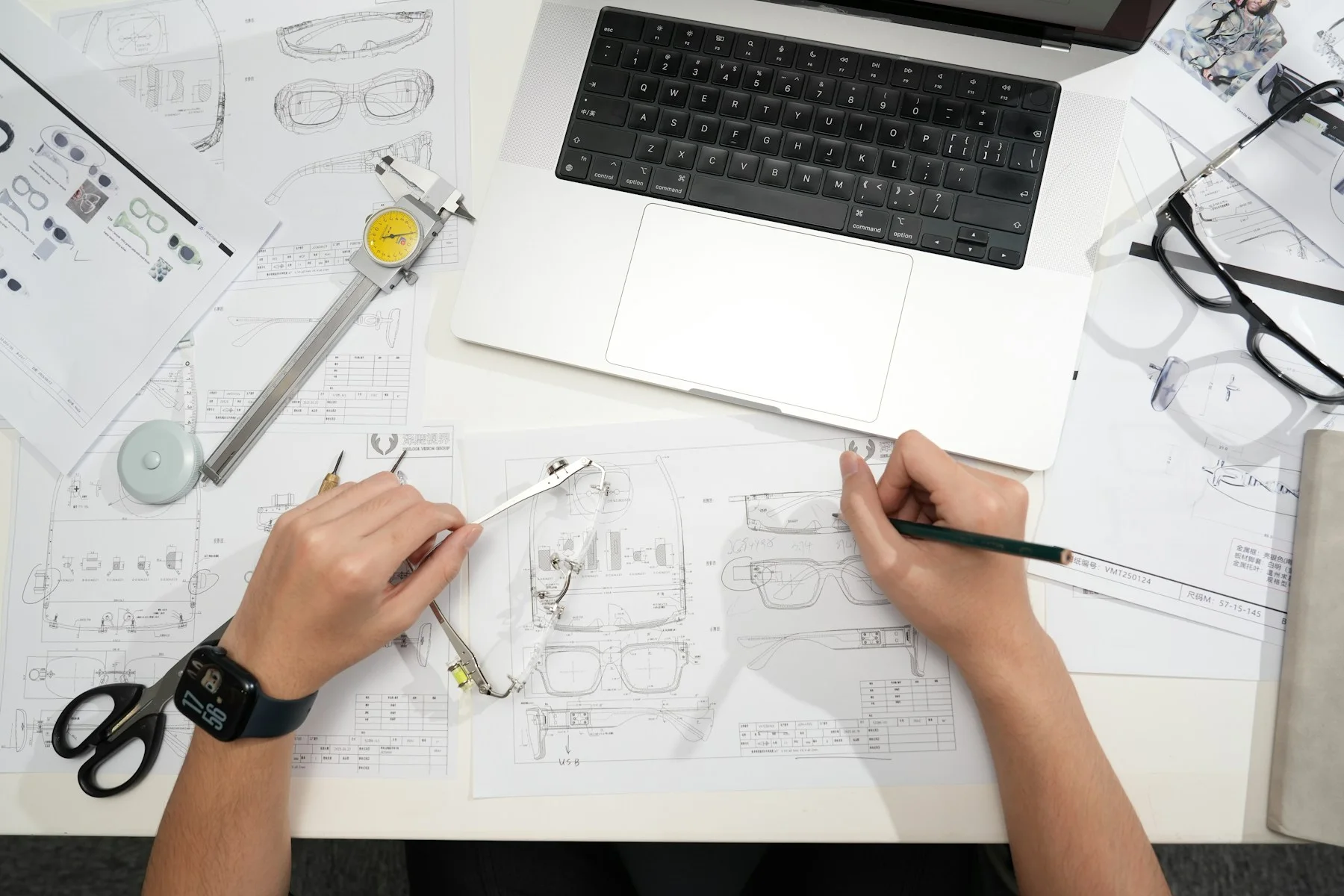 A close look at the creative process